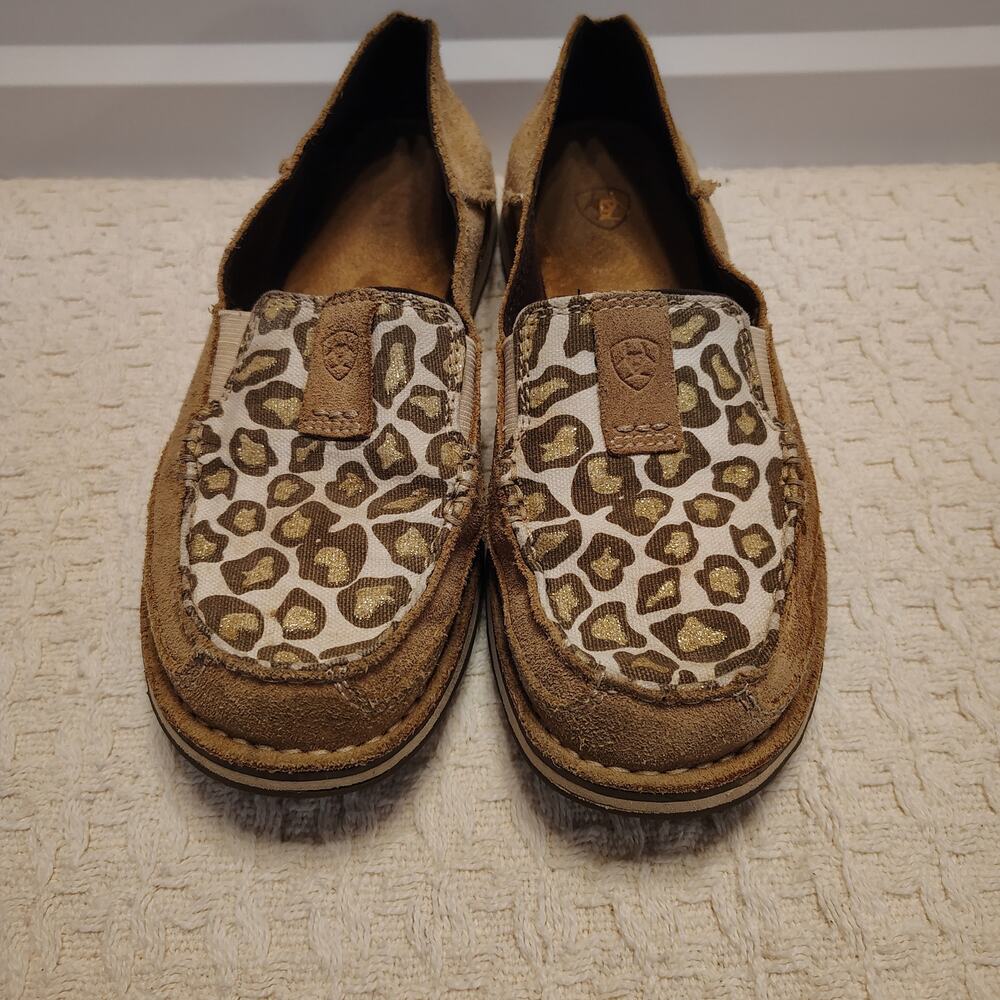 Ariat Cruiser Leopard Slip On Shoes Women's Size 6.5 b Cheetah Hair Western